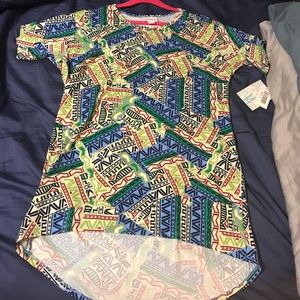 Lularoe Gracie top
